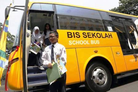 Bus Sekolah Gratis