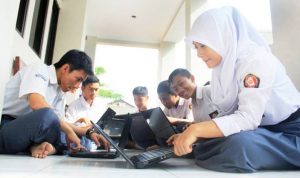 SMK - UNAS Berbasis Komputer - bandung ekspres