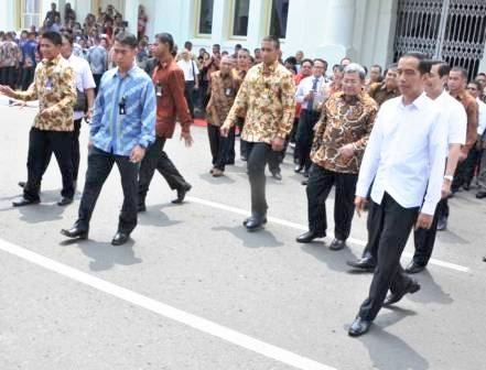 Jokowi-aher-pantau-KAA