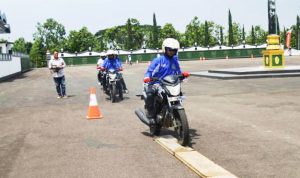 safety Riding Honda - bandung ekspres