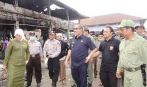 Bupati KBB Abubakar Tinjau lokasi pasca kebakaran Pasar Panorama Lembang