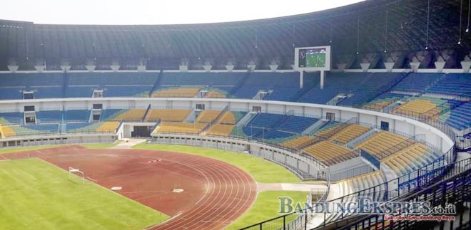 TERUS TINJAU: Stadion Gelora Bandung Lautan Api (GBLA) masih terus diupayakan oleh PB-PON sebagai Venue pembukaan dan penutupan PON Jabar XIX