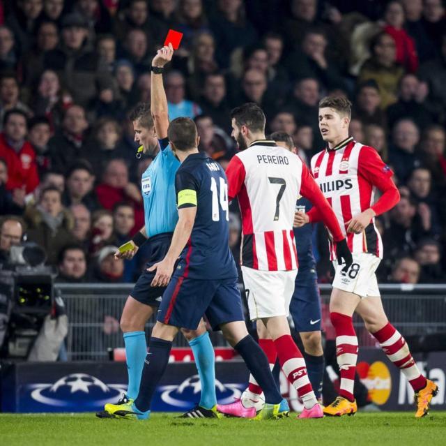 PSV saat melawan Atletico Madrid