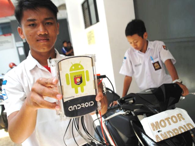 Motor Android SMK 8