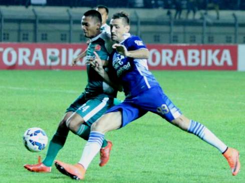 Juan Carlos Belencoso Striker Persib Bandung