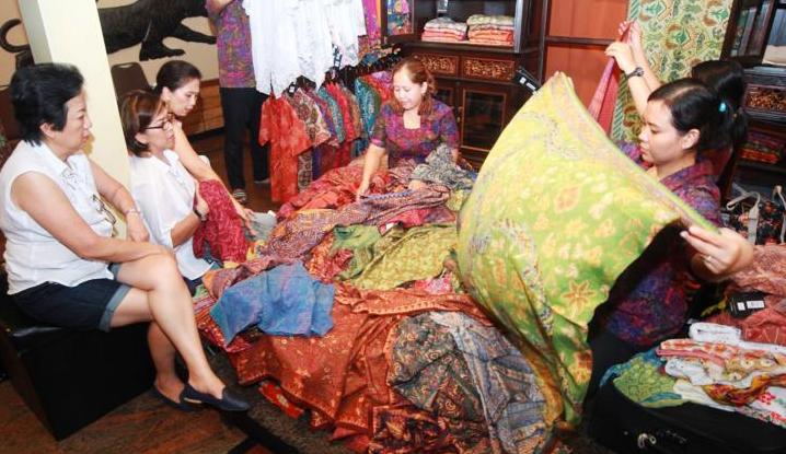festival batik bordir-tenun nusantara