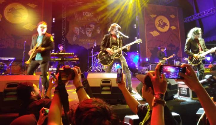 Dcdc Rock N Semble Berhasil Gebrak Kota Bandung Jabarekspres Com