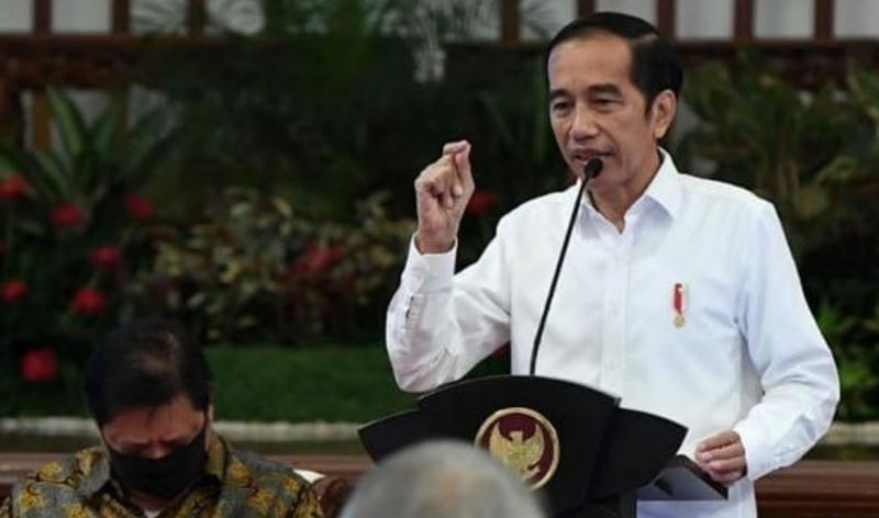 Presiden Jokowi saat meminta bawahannya agar bergerak cepat menangani korona terutama soal penyerapan anggaran agar ekonomi makin membaik.