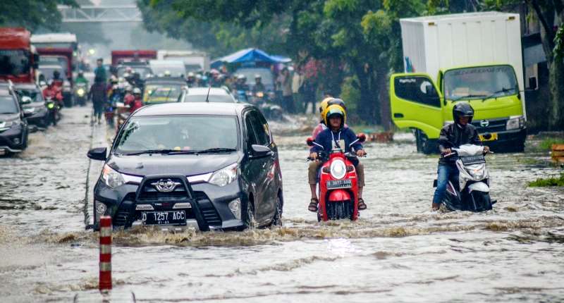 Ilustrasi: BMKG sebut 13 kota di Jawa barat rawan dan berstatus waspada banjir hingga banjir bandang saat turun hujan akhir November. (Istimewa)