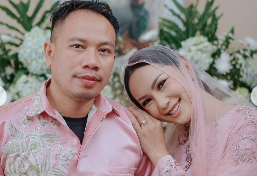 Kalina Ocktaranny Mengaku Sudah Bercerai dengan Vicky Prasetyo