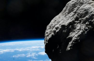 Foto Animasi Asteroid yang diteliti NASA melintasi dekat bumi.