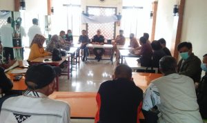 AMBIL SIKAP: Warga Bandung Barat membentuk P4KBB sebagai keresahan akibat kasus korupsi.