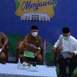 Kementerian agama Kantor Wilayah Bandung dalam acara Bandung menjawab di Balai Kota.