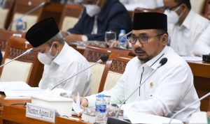 Menteri Agama Yaqut Cholil Qoumas menyampaikan rencana kebijakan pelayanan ibadah haji dalam rapat kerja dengan Komisi VIII DPR di Kompleks Parlemen, Senayan, Jakarta, Senin (31/5/2021). (ANTARA FOTO/Hafidz Mubarak A/hp)
