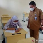 Pelajar yang ikut PTM di SMAN 22 Bandung