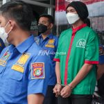Musisi Erdian Aji Prihartanto alias Anji dihadirkan saat rilis penyalahgunaan narkoba di Polres Jakarta Barat, Jakarta, Rabu, (16/6).
