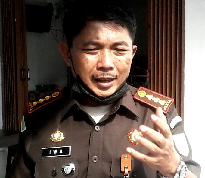 Kepala Kejari Kota Bandung Iwa Pribawa. (Boy Darmawan/Jabar Ekspres)