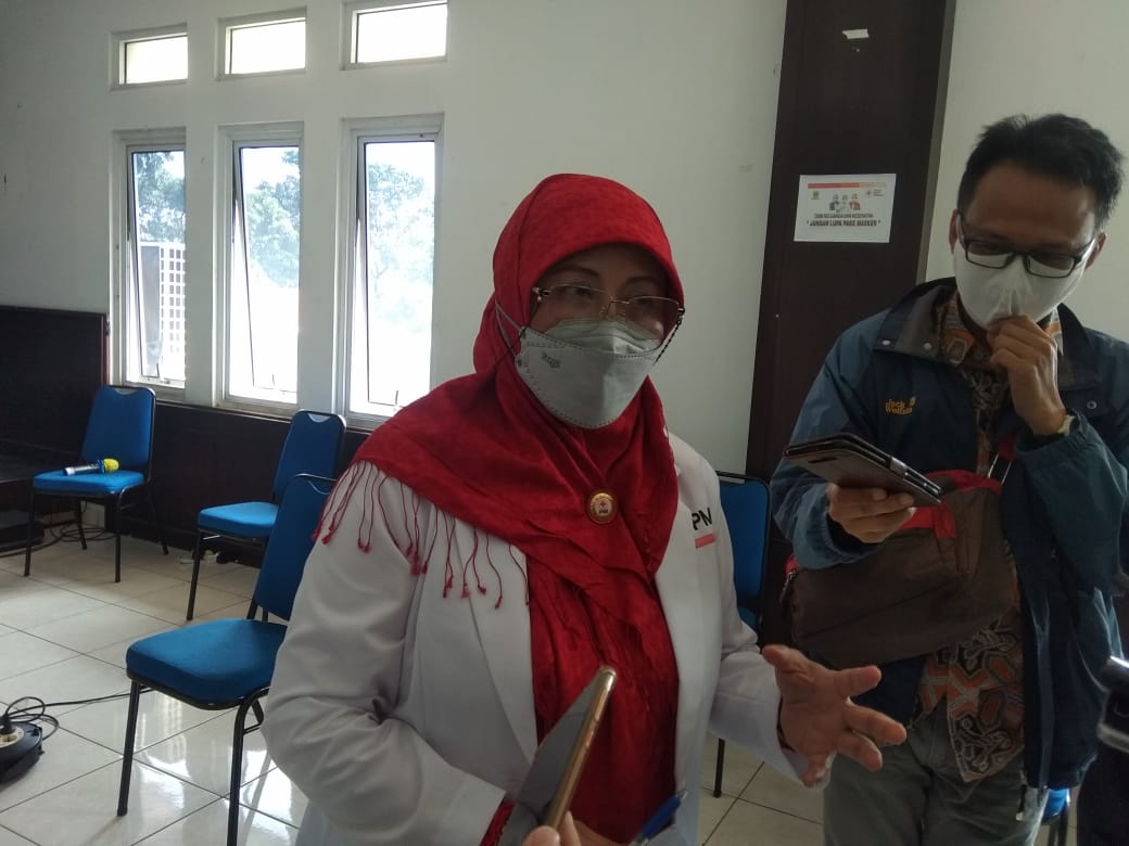 Kepala Unit Transfusi Darah (UTD) PMI Kota Bandung, Uke Muktimanah.