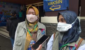 Pelaksana Harian Rumah Pecinta Inklusi, Dr. Diah Puspitasari (Kanan) (Nurrani Rusmana/Jabar Ekspres)