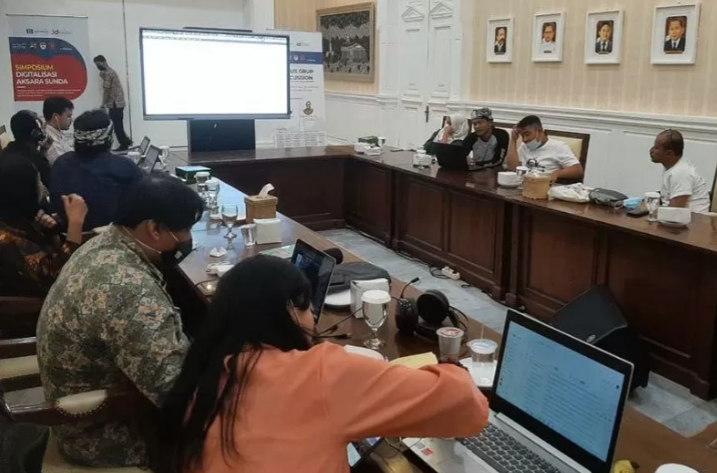 Simposium Digitalisasi Aksara Sunda di Kota Bogor, Jawa Barat, Juni 2021. (ANTARA/PANDI)