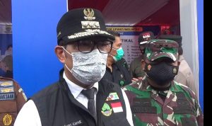 Gubernur Jawa Barat Ridwan Kamil bersama Panglima Kodam III silwangi dan Kapoda Jabar