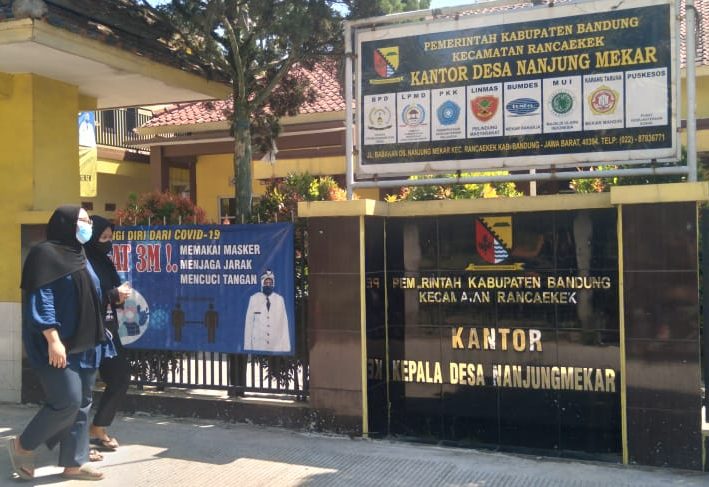 Kantor Desa Nanjung Mekar, Kecamatan Rancaekek, Kabupaten Bandung pada Jumat (16/7). (Yanuar Baswata/Jabar Ekspres)