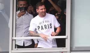 Lionel Messi PSG gaji barang