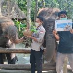 Filantra bergerak memberikan bantuan makanan untuk para Satwa di Bandung Zoo