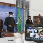 Gubernur Jabar Ridwan Kamil ketika melantik pejabat tinggi di lingkungan Pemprov Jabar secara virtual