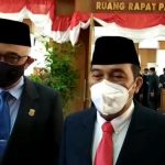 Plt. Wali Kota Cimahi Ngatiyana bersama Ketua DPRD Cimahi Achmad Zulkarnain, Senin (16/8). (Intan Aida/Jabar Ekspres)