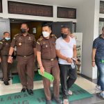 Jaksa Gadungan RN digiring petugas Kejati Jabar untuk diproses huku dan diserahkan ke Polda Jabar