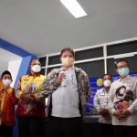 Menteri Koordinator airlangga Hartarto mengunjungi Banjarmasi Kalimantan Selatan untuk memastikan penanganan Covid-19 sudah baik