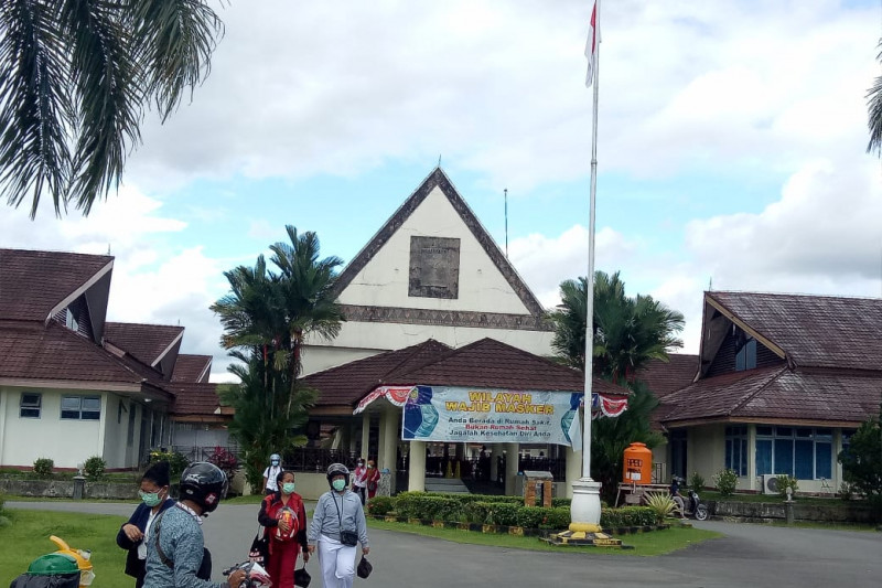 Rumah Sakit Umum Daerah (RSUD) Mimika di Jalan Yos Sudarso, Kelurahan Wonosari Jaya SP4 Timika menjadi salah satu rumah sakit rujukan pada penyelenggaraan PON XX Papua pada 2-15 Oktober 2021. ANTARA/Evarianus Supar