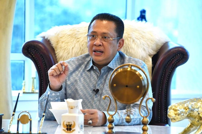 Ketua MPR RI Bambang Soesatyo meminta Kemenkes menjadikan data kematian usia produktif sebagai acuan dalam mengevaluasi tata cara penanganan dan perawatan pasien Covid-19.  (dok MPR RI)