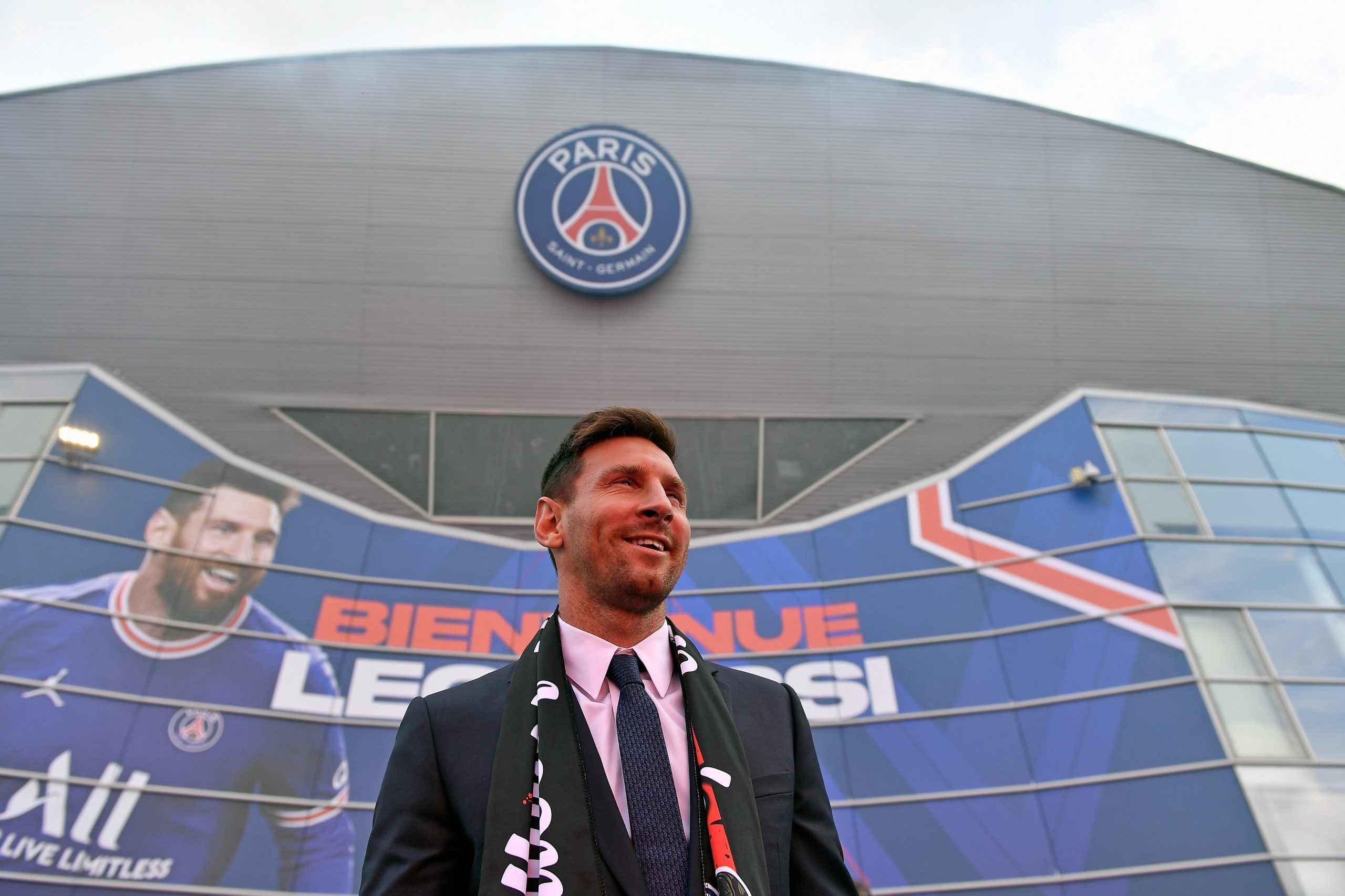 Pemain anyar Paris Saint-Germain, Lionel Messi. Foto: Twitter @PSG_Inside
