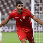 Penyerang tim nasional Iran Mehdi Taremi merayakan golnya ke gawang Irak dalam lanjutan putaran ketiga kualifikasi Piala Dunia 2022 zona Asia di Stadion Internasional Khalifa, Doha, Qatar, Selasa (7/9/2021) waktu setempat. (ANTARA/AFP/Karim Jaafar)