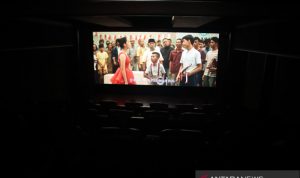 Film biopik "Susi Susanti: Love All" diputar di gedung bioskop Chao Art Center, Beijing, China, Kamis (23/9). Film tersebut meramaikan Festival Film Internasional Beijing (BIFF) 2021. (ANTARA/M. Irfan Ilmie)