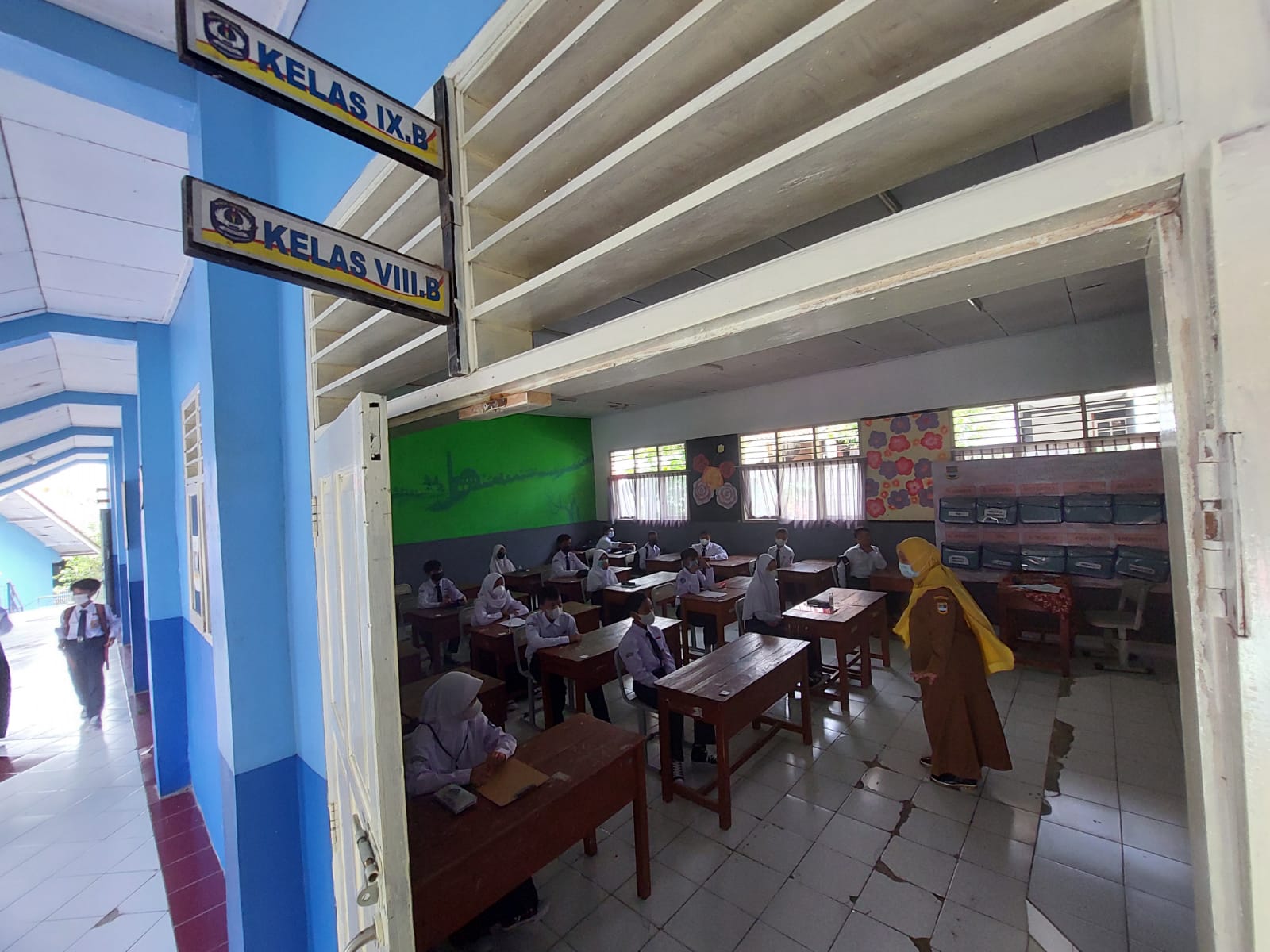 ILUSTRASI: Pelaksanaan PTM terbatas di SMP Negeri 3 Ngamprah, KBB.