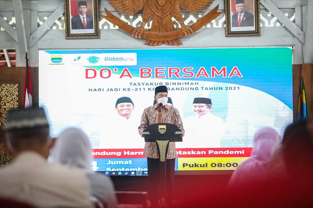 Wali Kota Bandung, Oded M Danial dalam acara Doa Bersama, di Aula Pendopo, Jumat (24/9)
