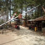 Pintu Masuk Obyek wisata Jati Pesona Ciwangi di Kabupaten Garut yang dikelola Bumdes Desa