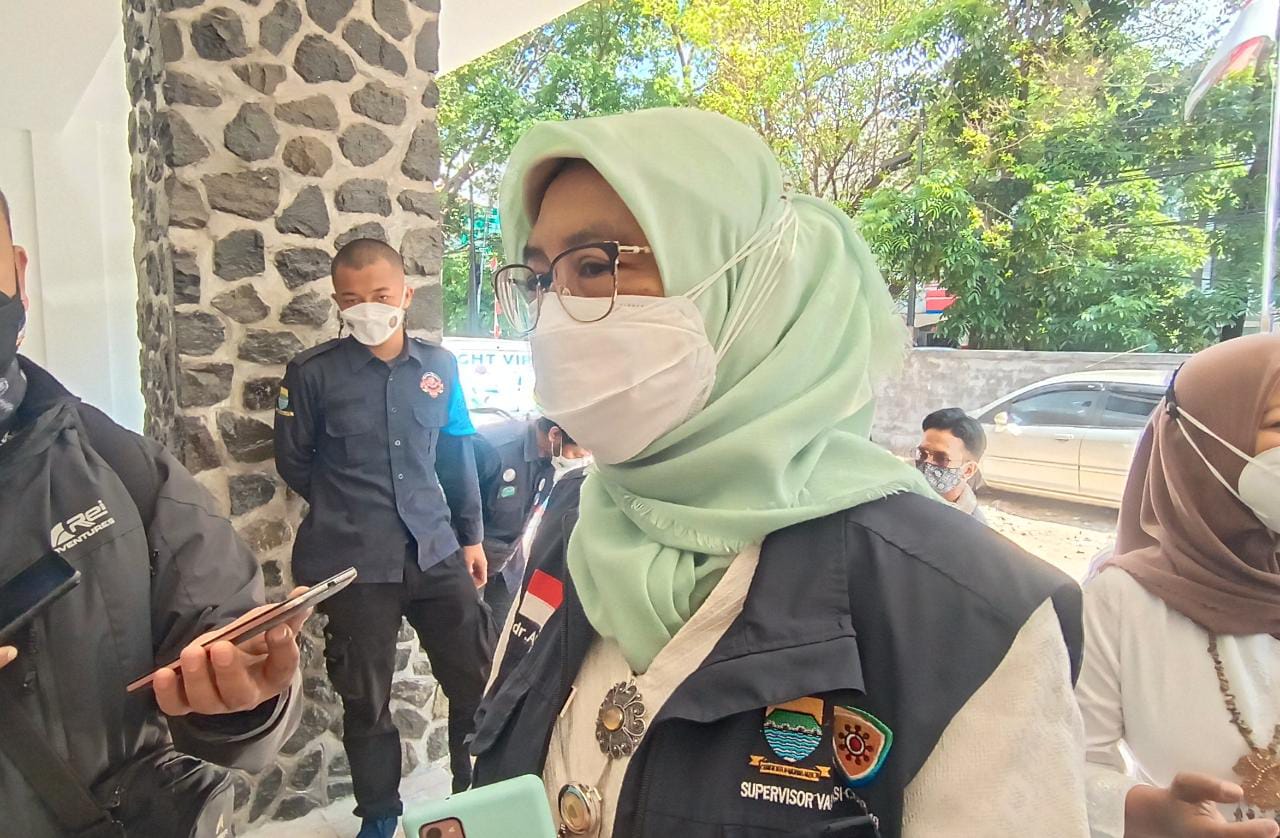 Dok. Kadinkes Kota Bandung, Ahyani Raksanagara, Kamis (23/9). vaksinasi pelajar bandung