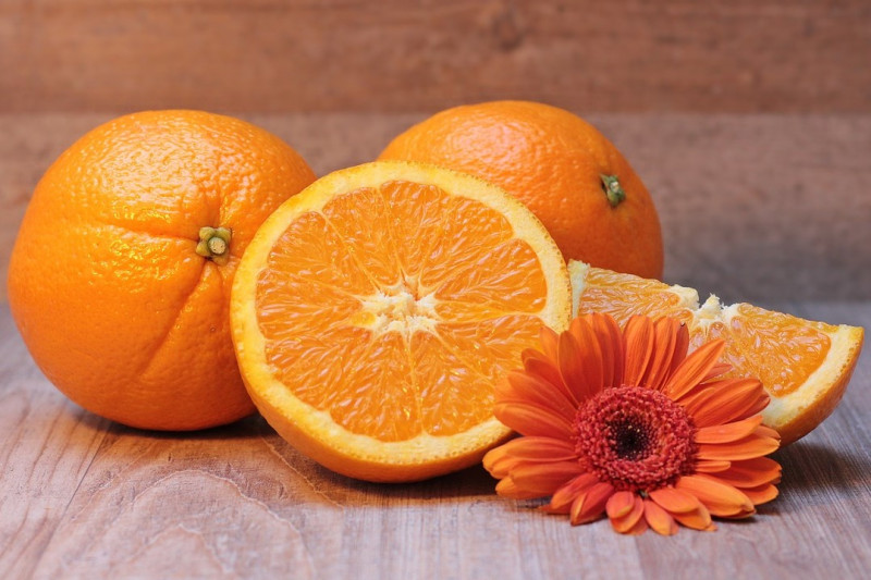 Ilustrasi jeruk sebagai sumber vitamin C (Pixabay)