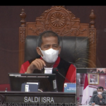 Tangkapan layar suasana sidang Perkara Nomor 32/PUU-XIX/2021 yang disiarkan secara langsung di kanal YouTube Mahkamah Konstitusi RI, Selasa (5/10/2021). ANTARA/Putu Indah Savitri