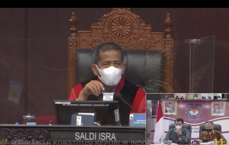 Tangkapan layar suasana sidang Perkara Nomor 32/PUU-XIX/2021 yang disiarkan secara langsung di kanal YouTube Mahkamah Konstitusi RI, Selasa (5/10/2021). ANTARA/Putu Indah Savitri