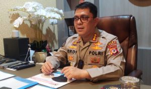 BANDUNG - Kepala Bidang Humas Kepolisian Daerah (Polda) Jawa Barat Kombes Pol Erdi A Chaniago menyebut sudah mengamankan 20 orang akibat bentrokan maut di Kabupaten Indramayu, Jawa Barat.