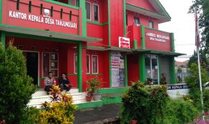 Kantor BUMDes Mekarsari Desa Tanjungsari pada Rabu (6/10). (Yanuar Baswata/Jabar Ekspres)
