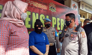 Satreskrim Polres Cirebon Kota berhasil membongkar praktik penyaluran tenaga kerja Indonesia (TKI) ilegal yang melibatkan sebuah agen. (FOTO: DEDI HARYADI/RADARCIREBON.COM)