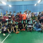 Ketua KONI Kota Depok (tengah) saat foto bersama dengan peserta PB Kombinasi CUP II