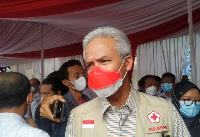 Gubernur Jawa Tengah Ganjar Pranowo mengaku dibully setelah videoanya mengusir komunis dan khilafat kembali viral. (ANTARA/Aris Wasita