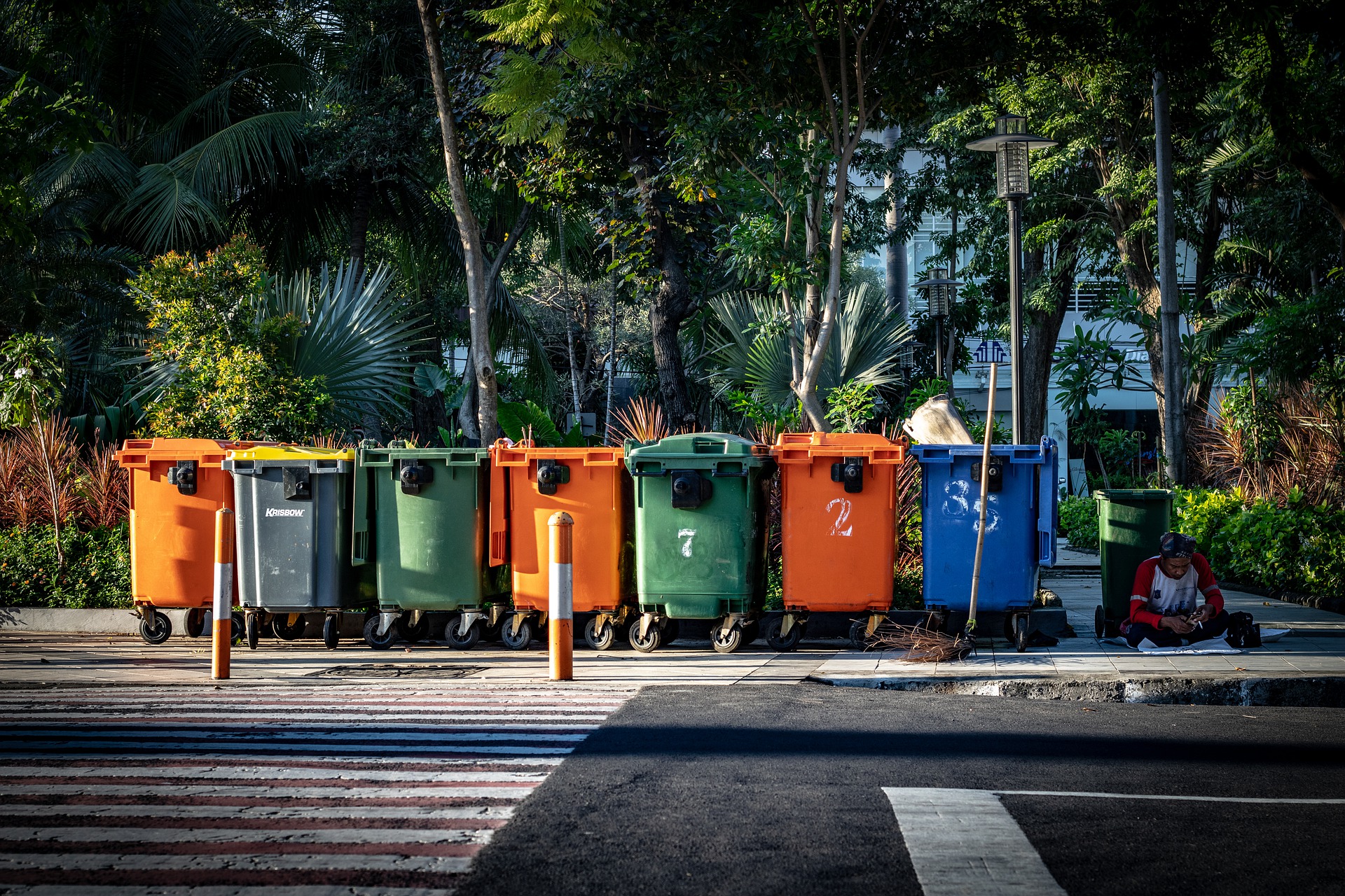 Ilustrasi tong sampah (Pixabay)